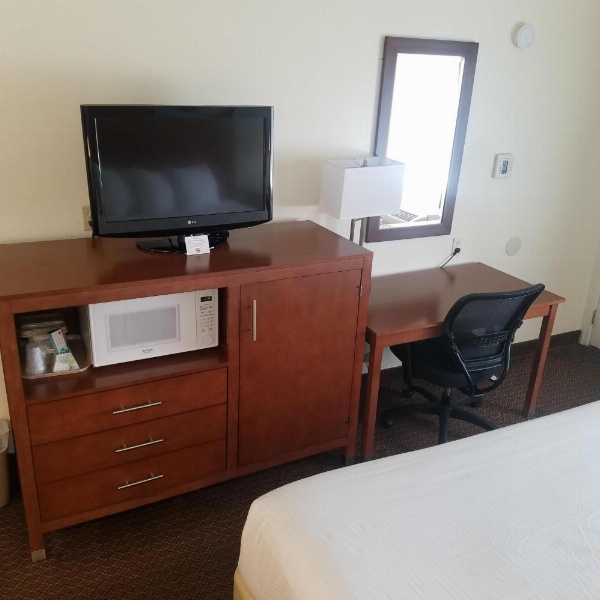 SureStay Hotel by Best Western Hollister image 20