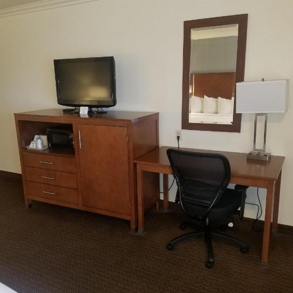 SureStay Hotel by Best Western Hollister image 24